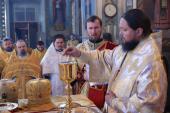 Архиепископ Житомирский и Новоград-Волынский Никодим возглавил Божественную литургию в кафедральном соборе г. Киривограда